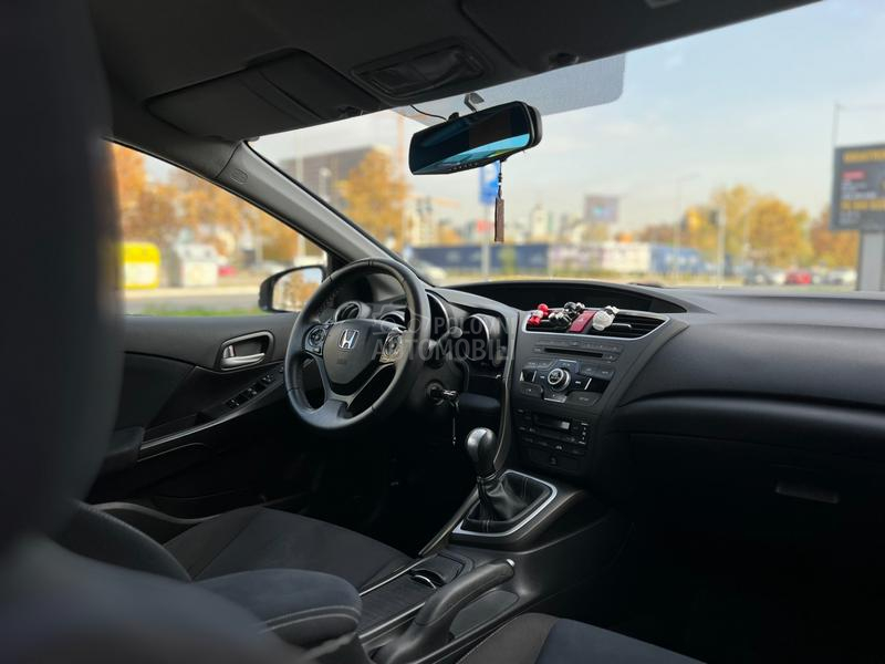 Honda Civic 1.8 i-VTEC RETKOST