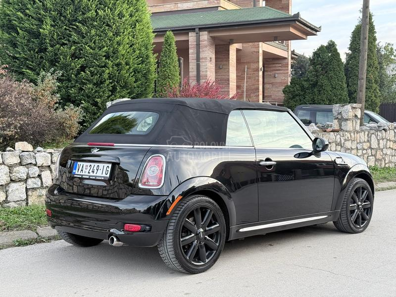 MINI Cooper Švajcarska