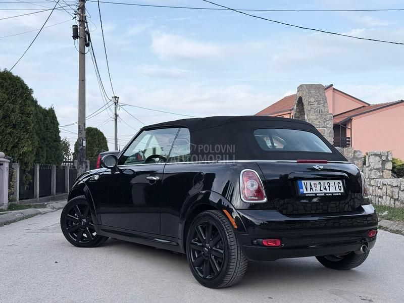 MINI Cooper Švajcarska
