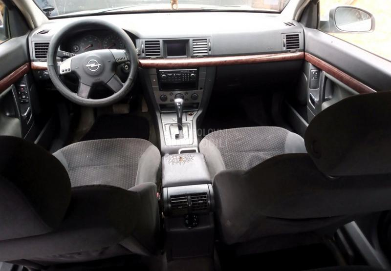 Opel Vectra C 2.2DTR R.E.G