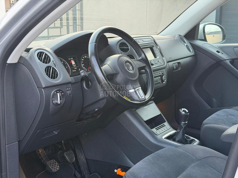 Volkswagen Tiguan 2.0/4x4/NAV