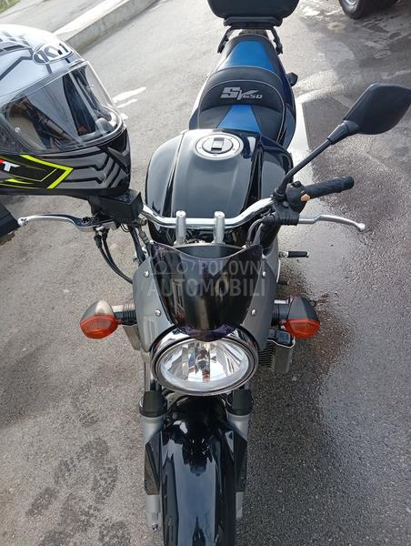 Suzuki SV