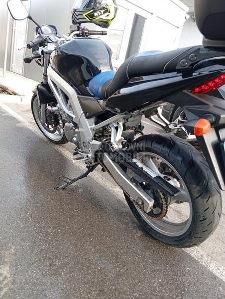 Suzuki SV