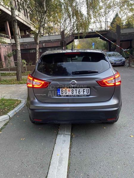 Nissan Qashqai 1.2