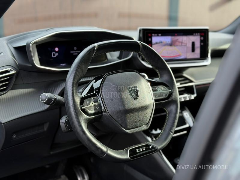 Peugeot 2008 GT/Pano/Kamera
