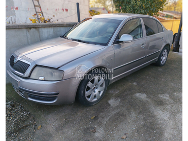 Škoda Superb 2,5 V6 2008. god. -  kompletan auto u delovima