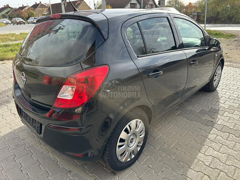 Opel Corsa D 1.4