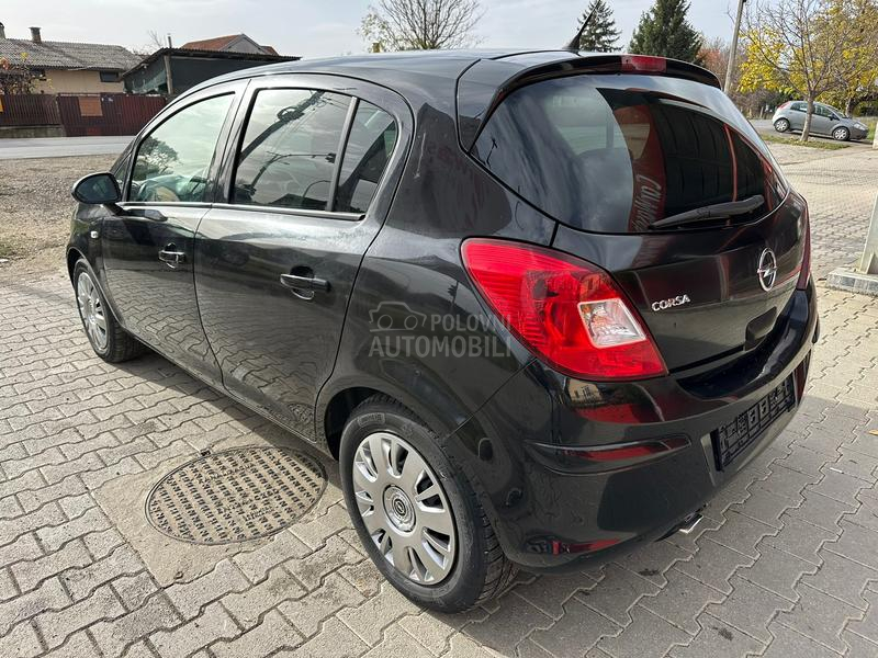 Opel Corsa D 1.4