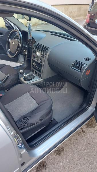 Ford Mondeo 2.0 Tdci