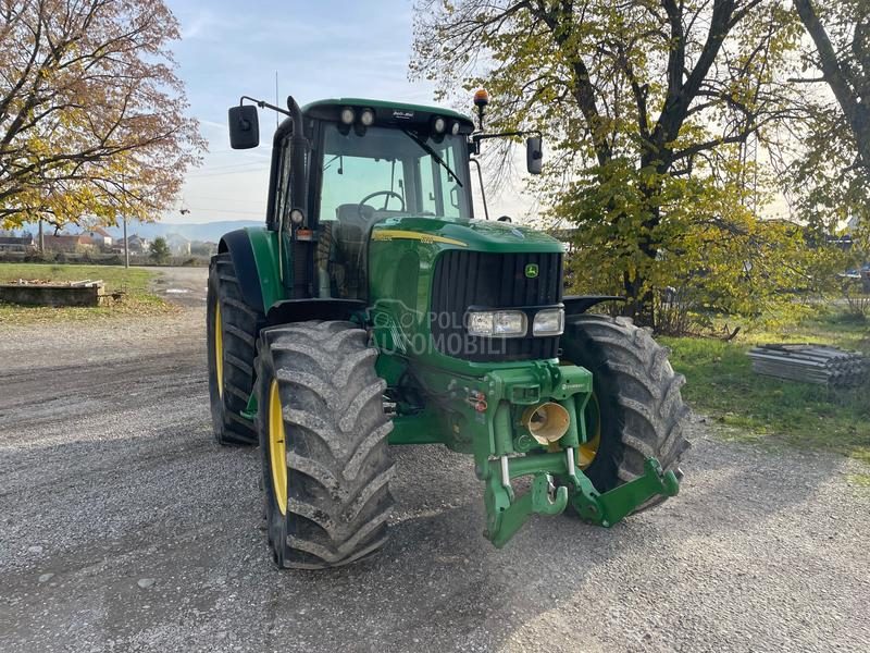 John Deere 6920
