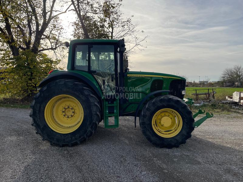 John Deere 6920