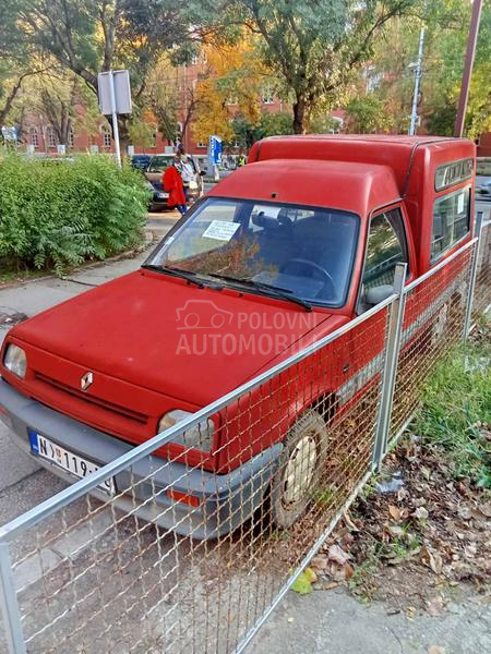 Renault Rapid 