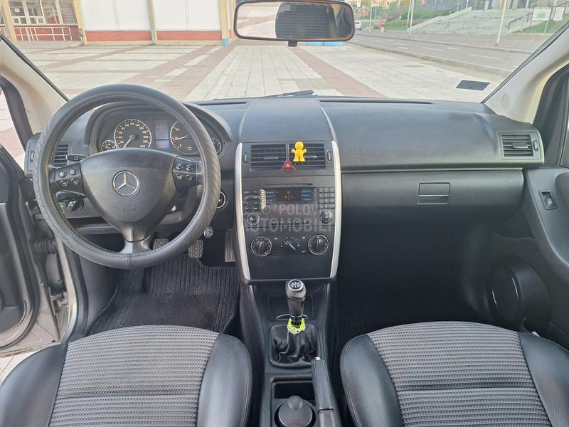 Mercedes Benz A 150 1.5 avantgarde