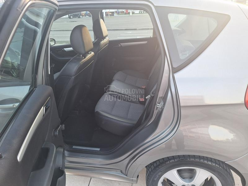 Mercedes Benz A 150 1.5 avantgarde