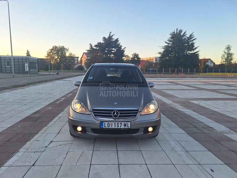 Mercedes Benz A 150 1.5 avantgarde