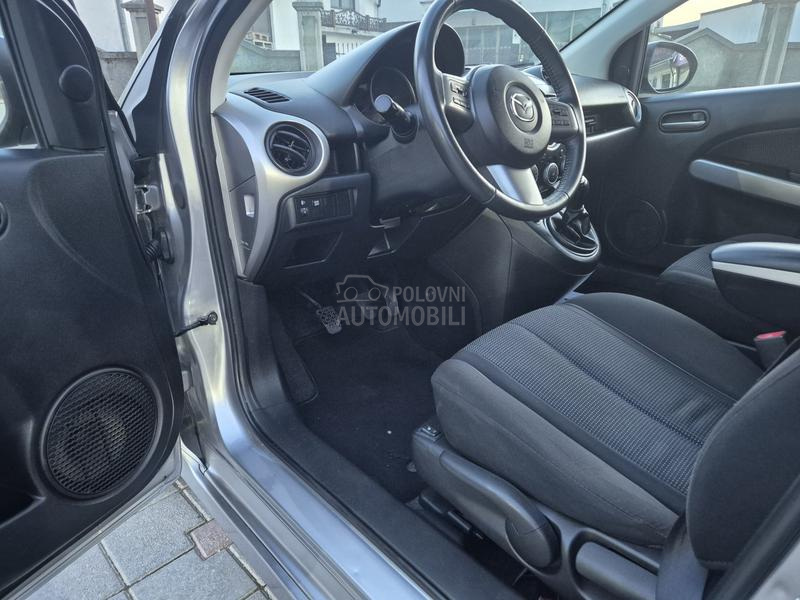 Mazda 2 1.5