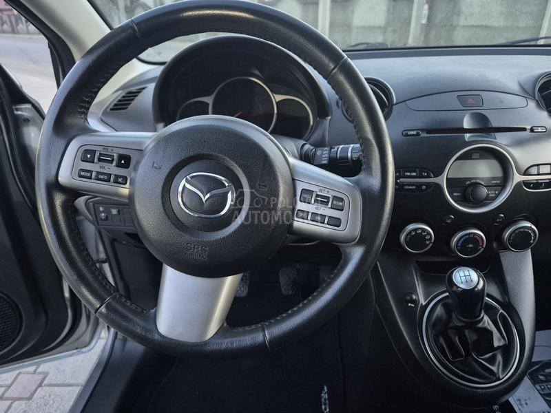 Mazda 2 1.5