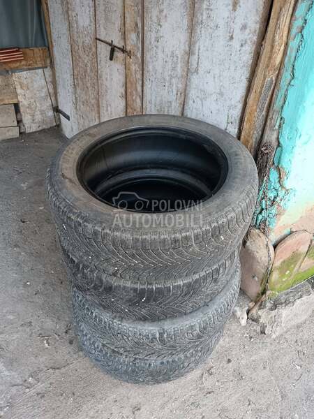 Michelin 185/60 R15 Zimska