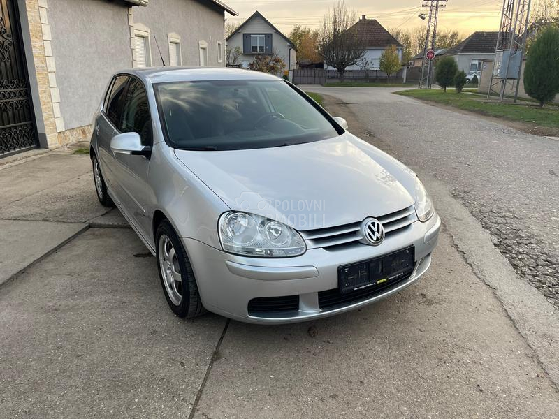 Volkswagen Golf 5 UNITED