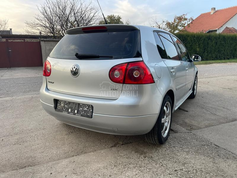 Volkswagen Golf 5 UNITED
