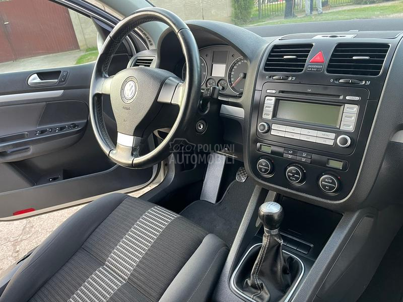 Volkswagen Golf 5 UNITED