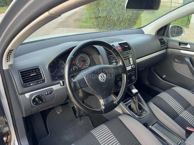 Volkswagen Golf 5 UNITED