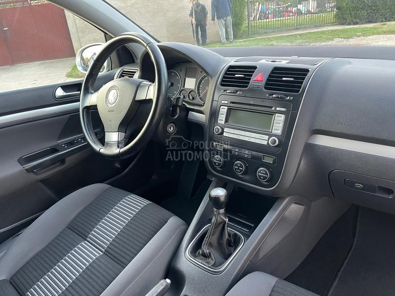 Volkswagen Golf 5 UNITED