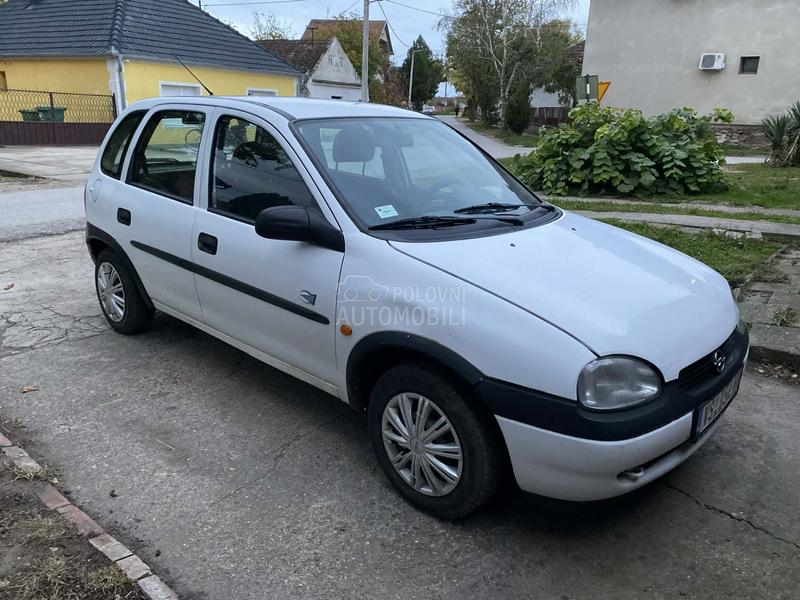 Opel Corsa B 
