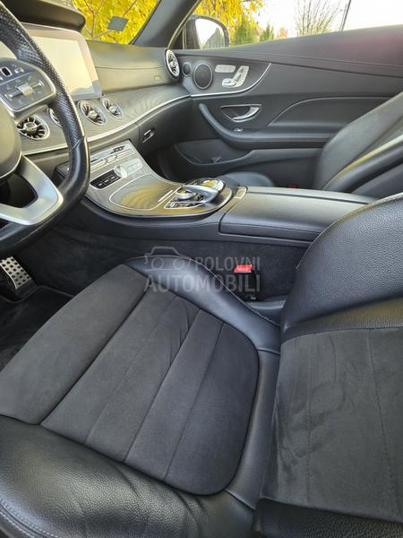 Mercedes Benz E 220 AMG