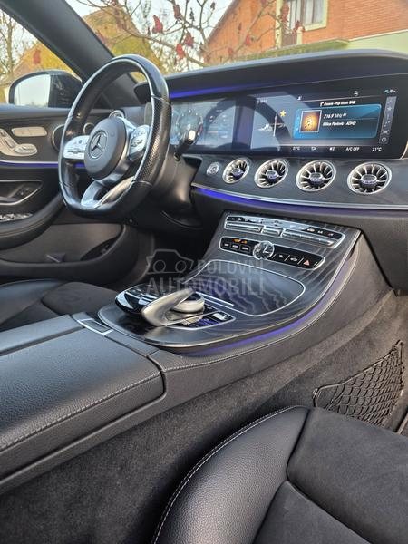 Mercedes Benz E 220 AMG