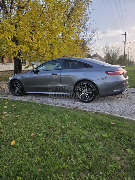 Mercedes Benz E 220 AMG