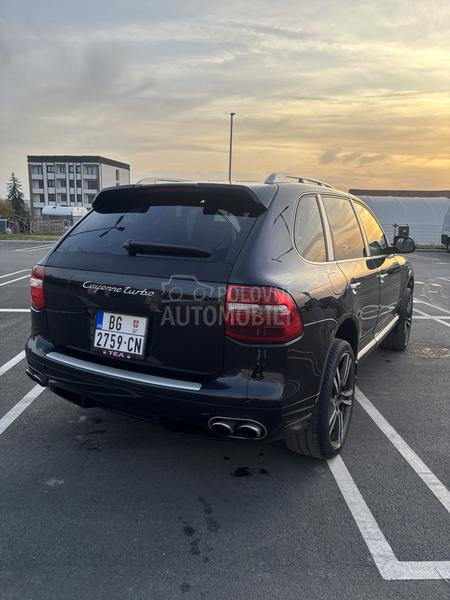Porsche Cayenne Turbo 4.8 v8