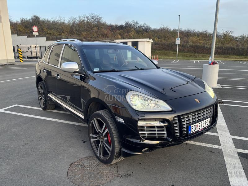 Porsche Cayenne Turbo 4.8 v8