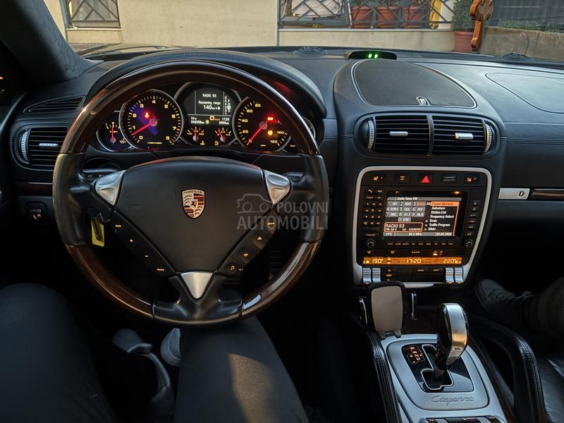 Porsche Cayenne Turbo 4.8 v8