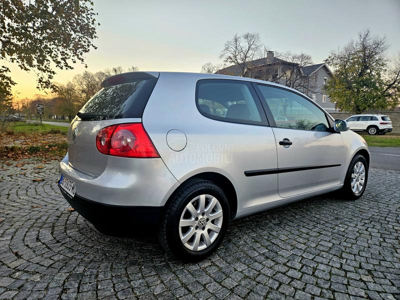Volkswagen Golf 5 1.4