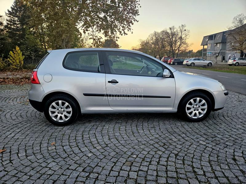 Volkswagen Golf 5 1.4