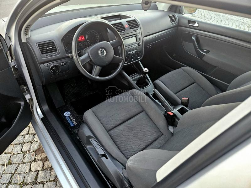 Volkswagen Golf 5 1.4