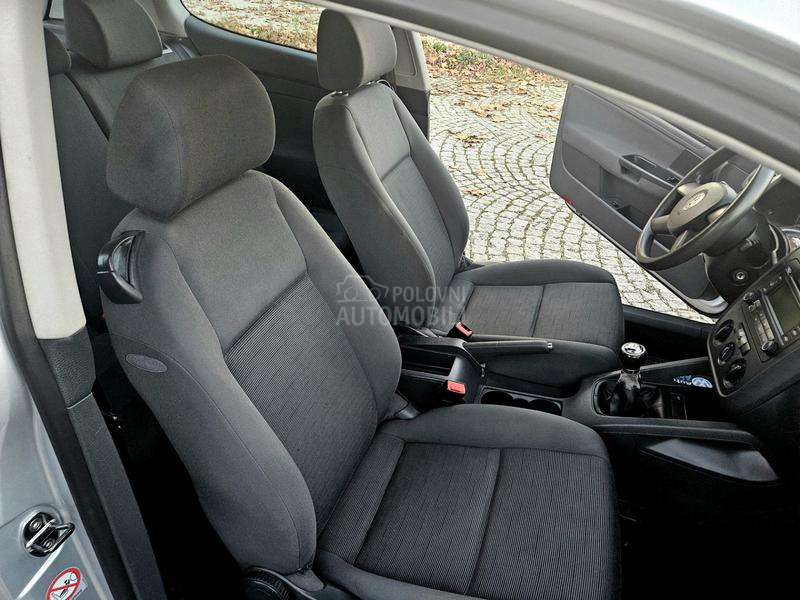 Volkswagen Golf 5 1.4