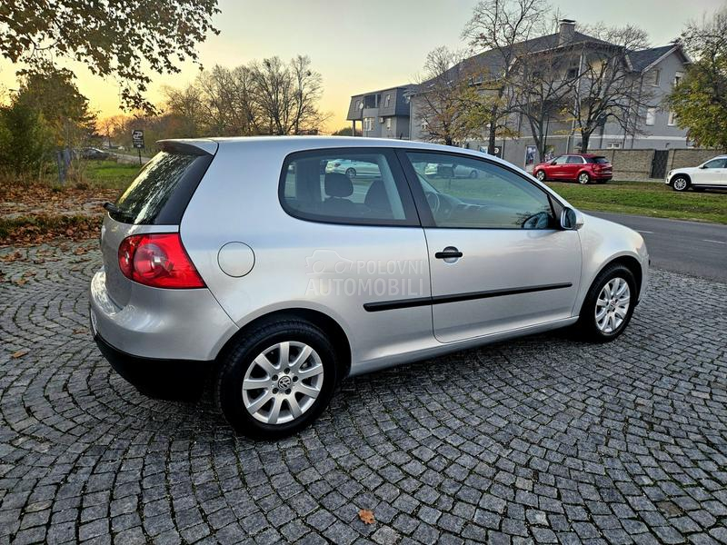 Volkswagen Golf 5 1.4
