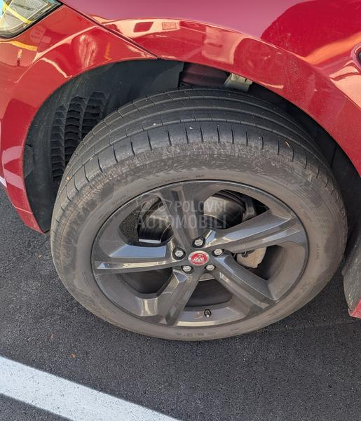 Jaguar F pace R Sport 25 AWD