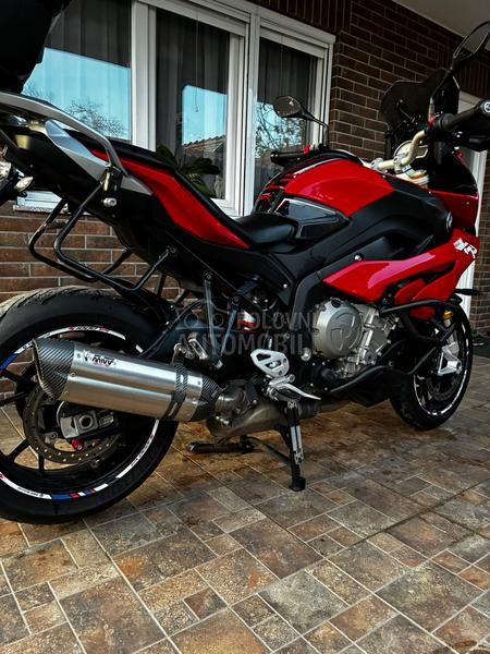 BMW S1000XR