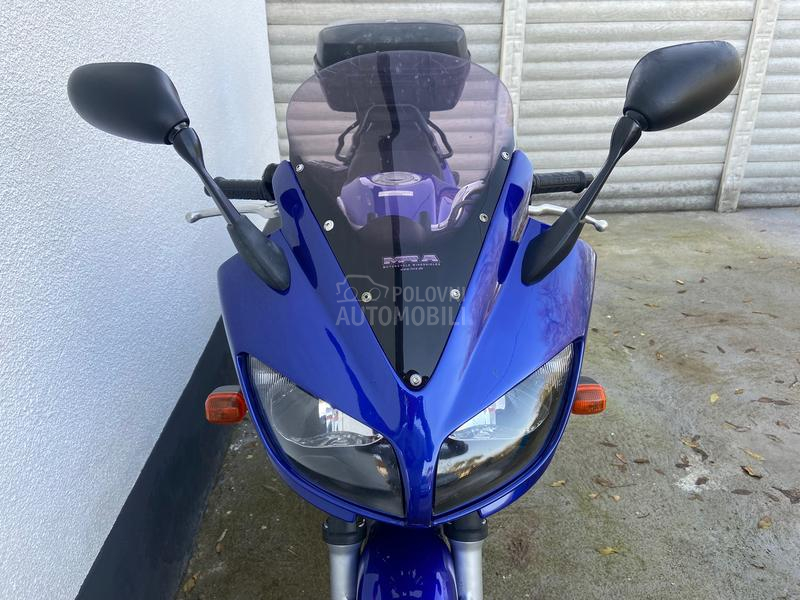 Yamaha FZS 600 Fazer