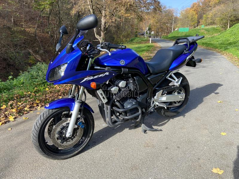 Yamaha FZS 600 Fazer