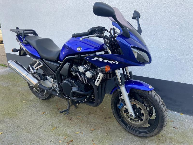 Yamaha FZS 600 Fazer