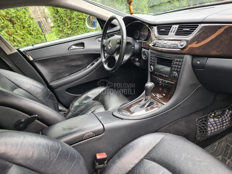 Mercedes Benz CLS 350 za motor quad