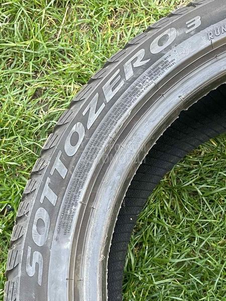 Pirelli 245/45 R19 Zimska