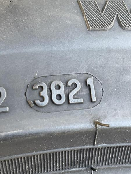 Pirelli 245/45 R19 Zimska