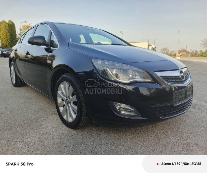 Opel Astra J 1.7 cdti n.o.v