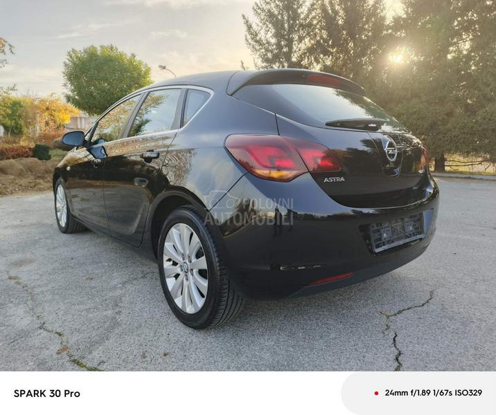 Opel Astra J 1.7 cdti n.o.v