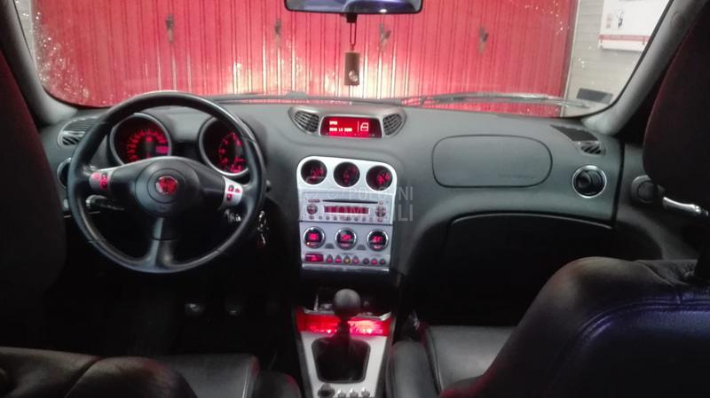Alfa Romeo 156 